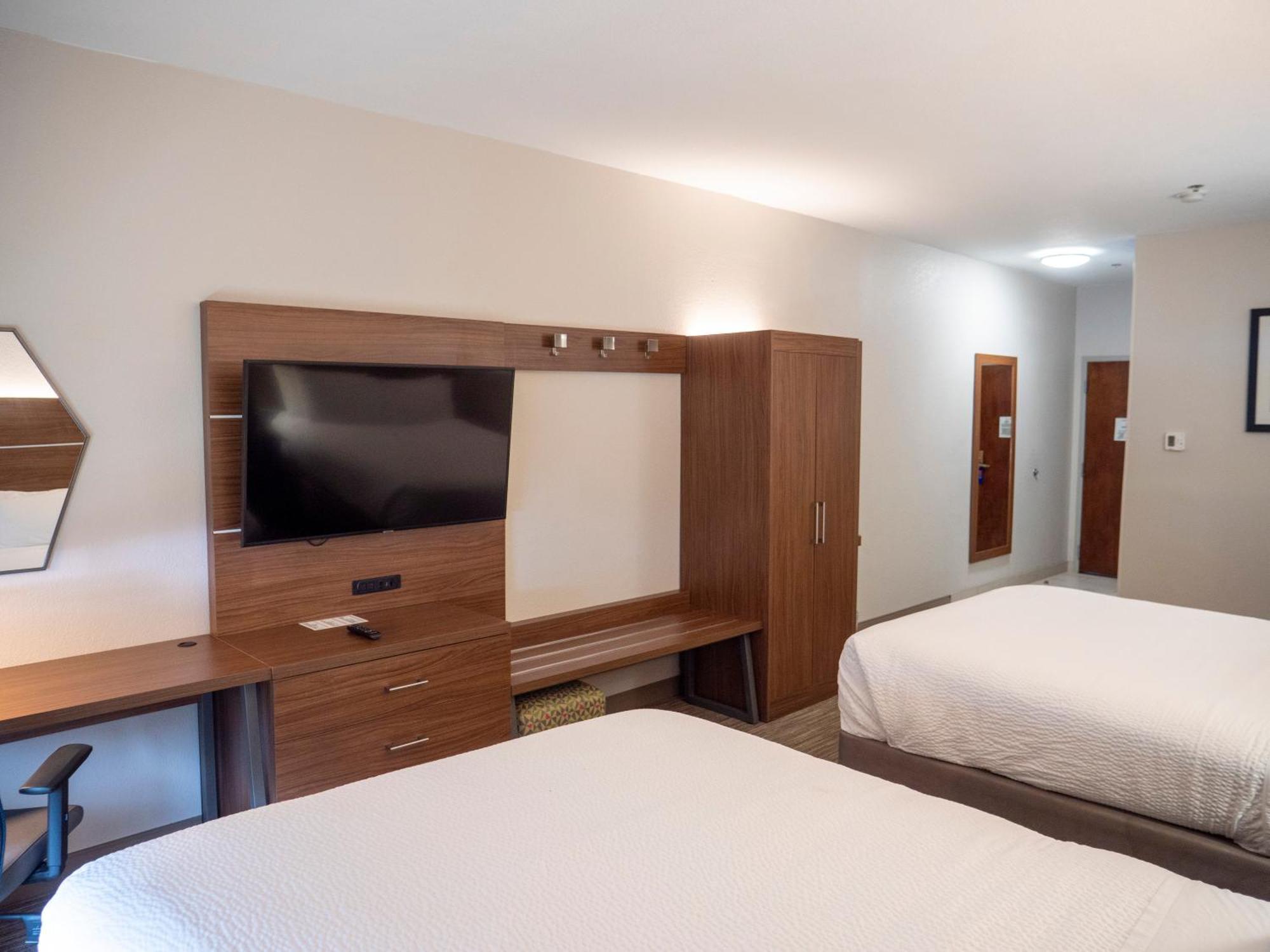 Holiday Inn Express & Suites Greenville Airport I85 By Ihg Exterior foto